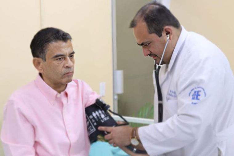 A doctor carries out a medical examination of Bishop Rolando Álvarez on Jan. 2.