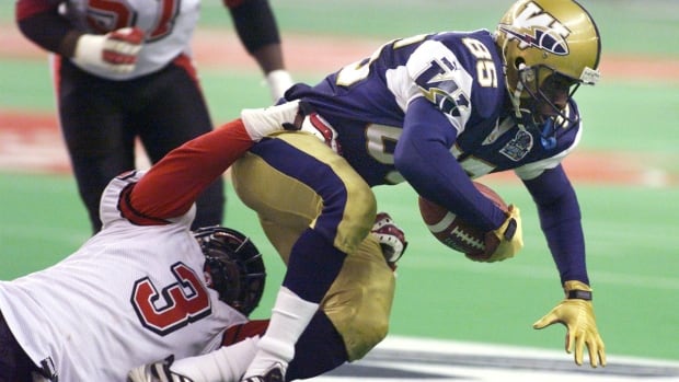 Ex-Stampeder Kelly Malveaux, 2-time all-star and Grey Cup champ, dead at 47