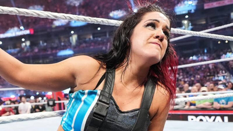 Bayley Is An Amazing Locker Room Leader