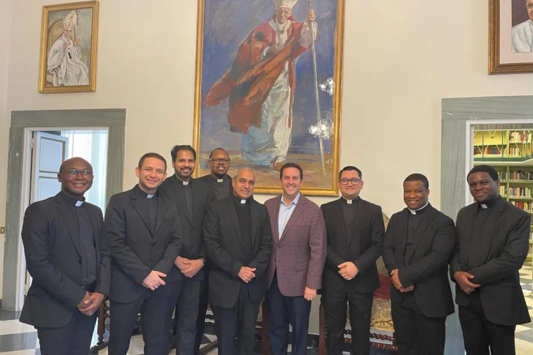 The Papal Foundation, a U.S.-based organization that provides funding for Catholic projects around the world, recently announced that it has awarded $800,000 to recipients of its scholarship fund.