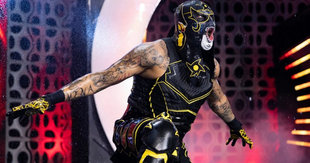 Penta El Zero Miedo Appears At AAA TV Tapings