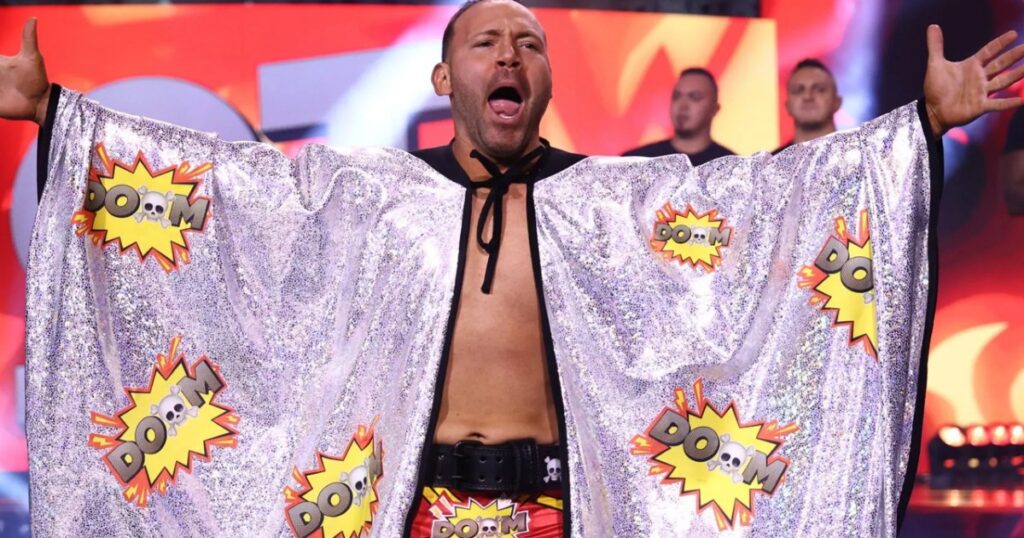 QT Marshall Takes Pride In Being A Selfless Wrestler, Hopes Fans Get Lost In The Moment