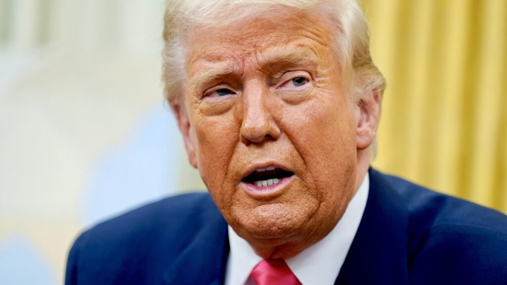 Cabinet Secretaries Are In Charge Of Their Departments