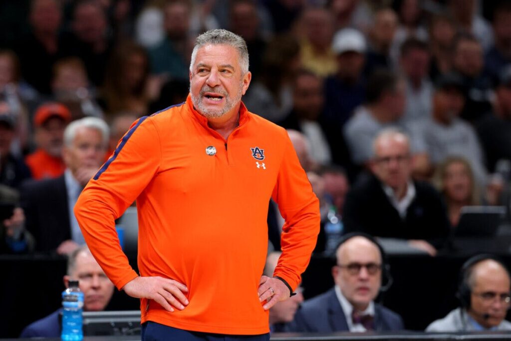 Bruce Pearl Uses Final Four Spotlight For American Hostage Edan Alexander: ‘Nobody Knows His Name’