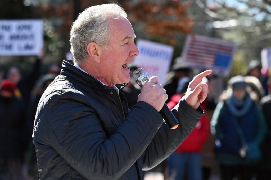 Dem Senator Headed To El Salvador On Mission To Bring MS-13 Suspect Back To America