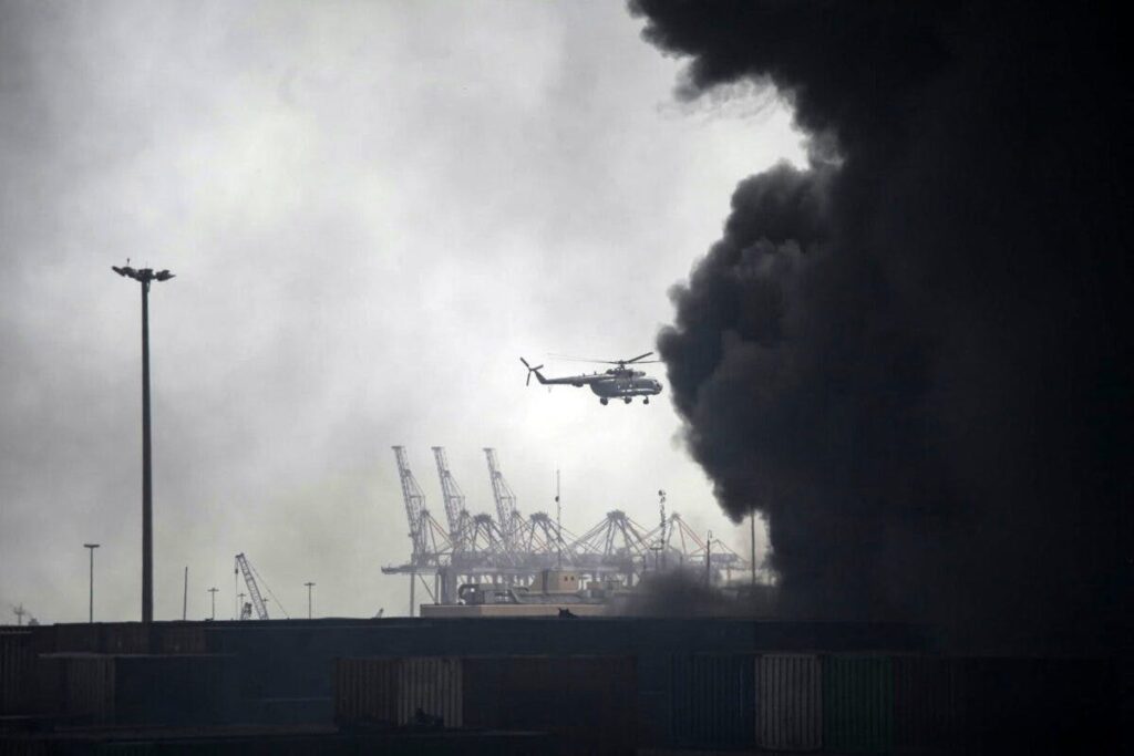 Massive Explosion Rocks Major Iranian Port, Killing 14 And Injuring 750