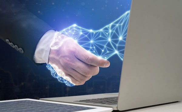 Podcast #1,065: Co-Intelligence — Using AI to Think Better, Create More, and Live Smarter