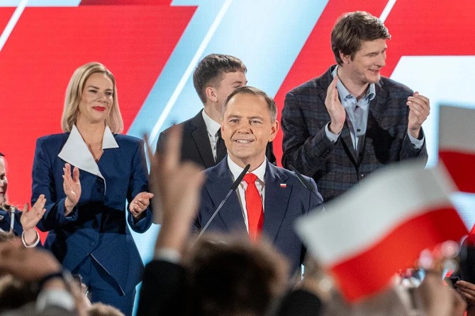 Karol Nawrocki, presidential candidate of the Law and Justice Party (PiS), speaks to supporters following the Polish presidential runoff election on June 1, 2025