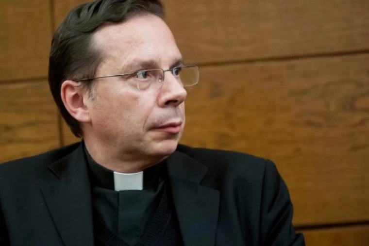 Monsignor Mariano Fazio is auxiliary vicar of the Prelature of Opus Dei.