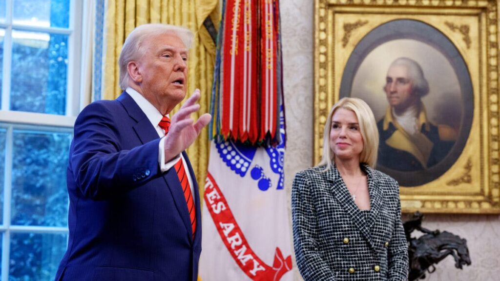 Trump Backs Bondi, Wants Top Officials To End Conflict Over Epstein