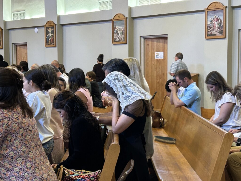Worshippers pray at the Texas Hill Country flood victims' memorial Mass in Notre Dame Catholic Church in Kerrville, Texas, on July 6, 2025. Credit: Sophie Abuzeid