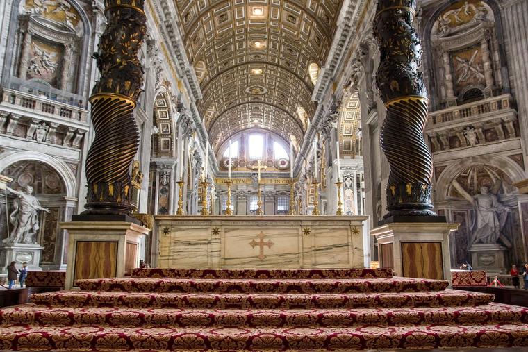 Main altar of St. Peter’s Basilica