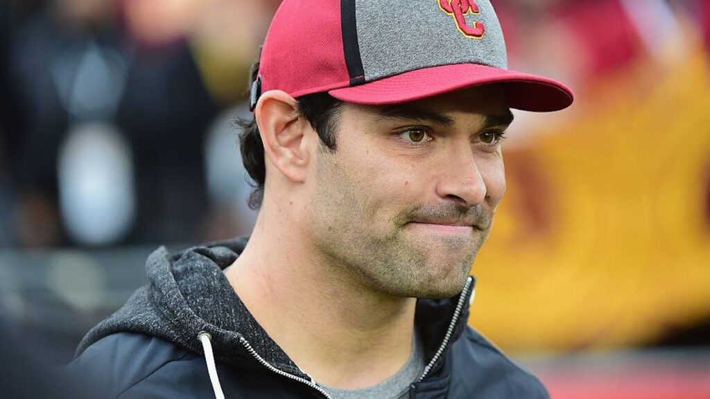 Star NFL QB-Turned-Announcer Stabbed, Hospitalized With Critical Injuries