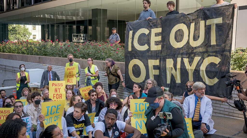 These Sanctuary Cities And States Are On The Naughty List This Year