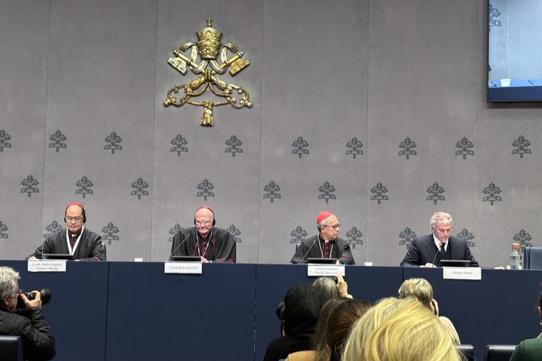 Post-consistory press briefing underway Jan. 8, 2026.