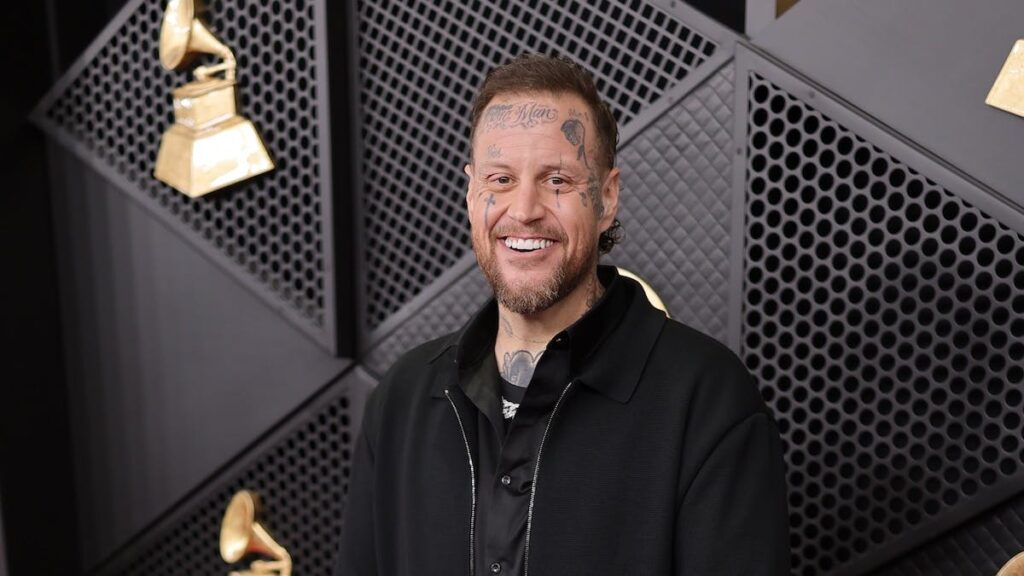 Jelly Roll Breaks Rank, Doesn’t Criticize ICE At Grammys