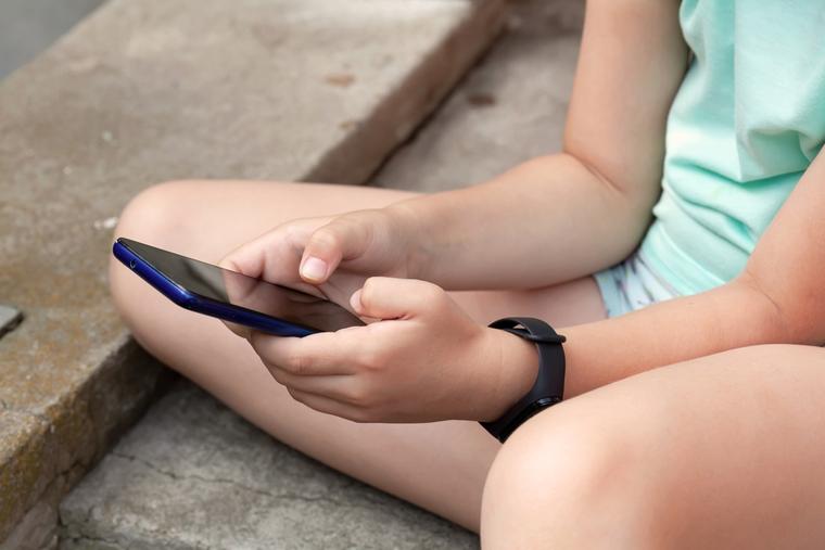 The commission also warns that social platforms can become “territory of loneliness, manipulation, exploitation, and violence.”