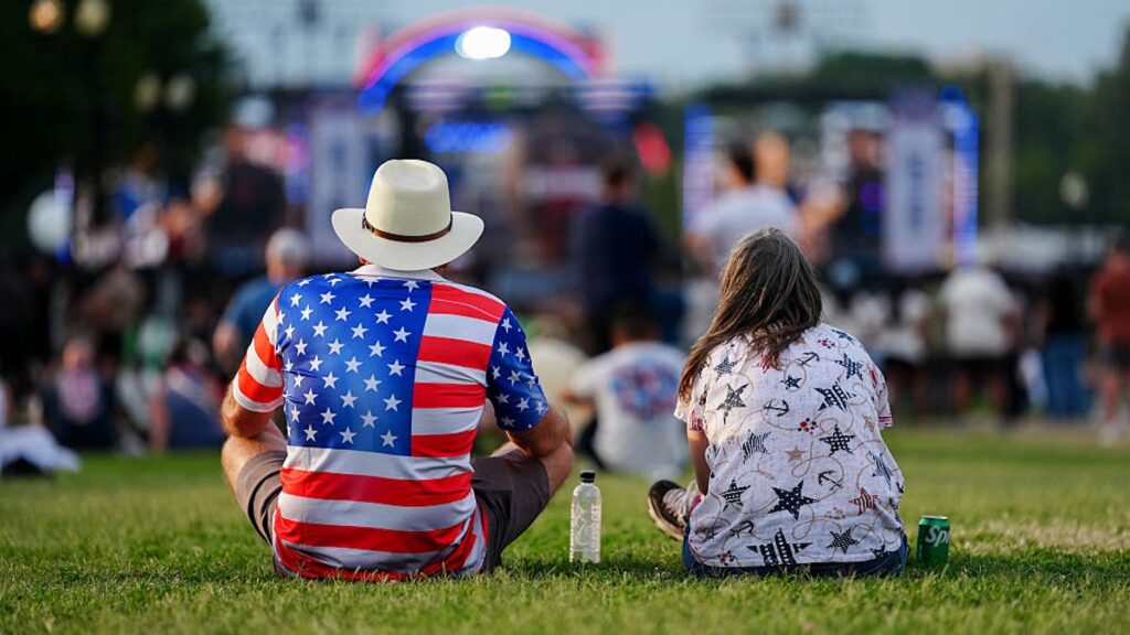 Leftists Hate Americans Who Love America