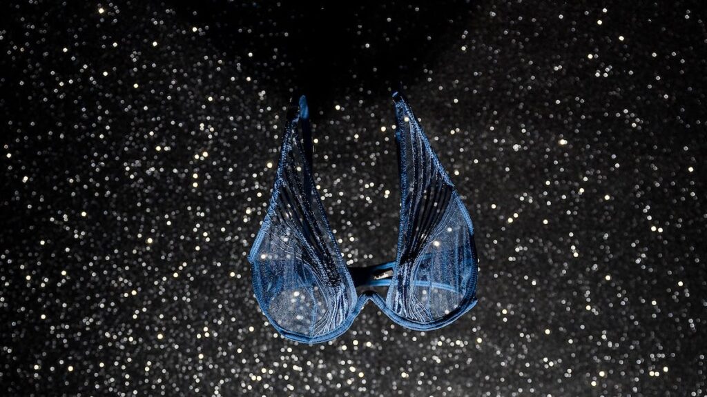 This Bestseller Turns Prostitution Into ‘Female Empowerment’