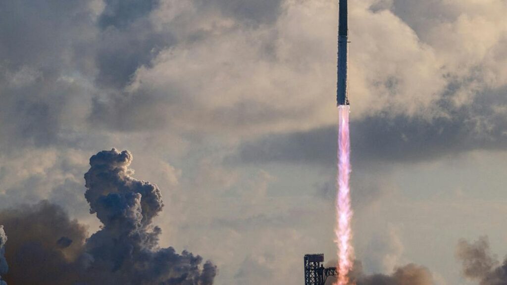 Elon Musk’s Monster Rocket Just Took Its Biggest Leap Yet