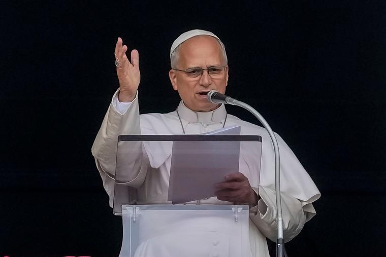 Pope Leo Speaks With Russian President Putin by Phone