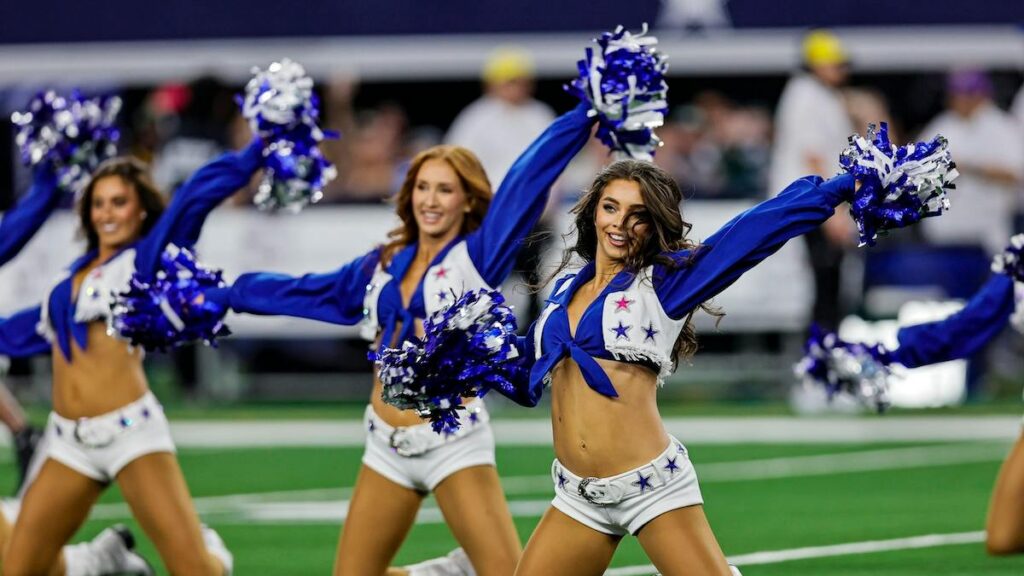 Dallas Cowboys Cheerleaders Go To War With Emo Rockers Over Mock Gunfight